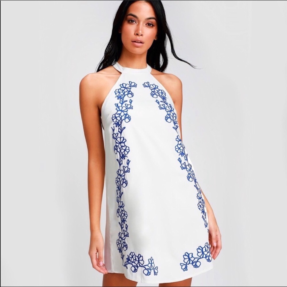 ✨NWT Lulu’s Embroidered Dress - Picture 1 of 5